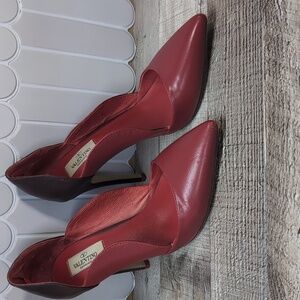 Valentino Women's Pumps Scalloped Edge